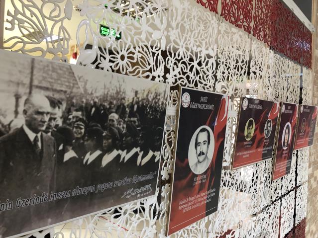 Germencik’te şehit öğretmenlerin fotoğraflarının yer aldığı sergi açıldı