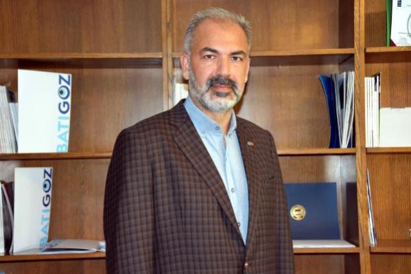 Batıgöz Sağlık Grubu Başkanı Söyler, kalp krizinden hayatını kaybetti