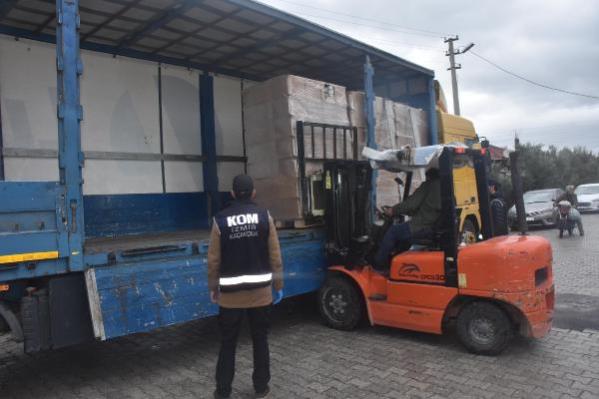 İzmir’de 42 ton kaçak nargile tütünü ele geçirildi
