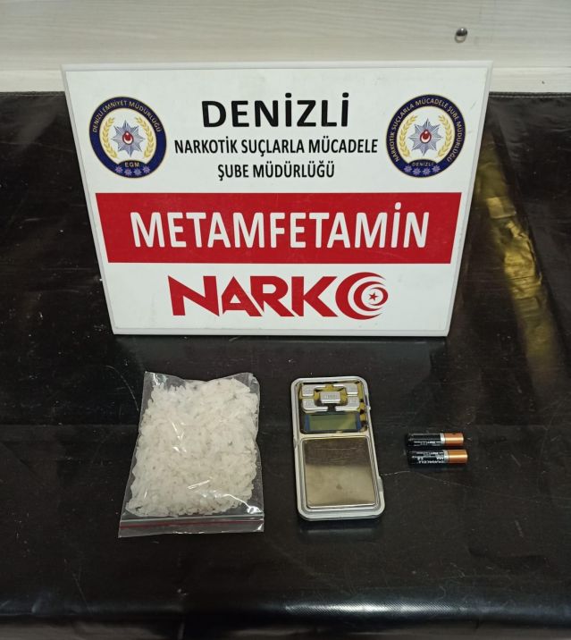 Denizli’de semavere uyuşturucu gizledikleri iddia edilen 2 zanlı tutuklandı
