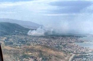 İzmir’de yerleşim yerlerine yakın ağaçlık alanda yangın