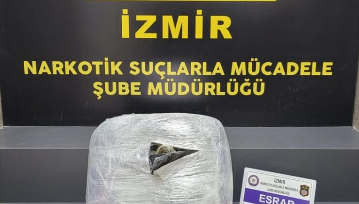 İzmir’de durdurulan motosiklette 5 kilo metamfetamin ele geçirildi