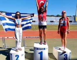 Muğlalı profesör atletizmde rekor kırdı