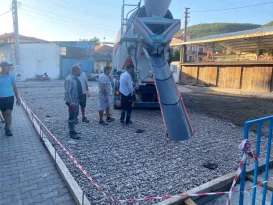 Muğla’da yangında zarar gören iş yerleri için geçici iş yeri yapımı başladı