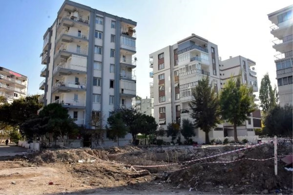 İzmir’deki depremde 11 kişi hayatını kaybetti, ‘Yağcıoğlu Apartmanı’ davasında eksikliklerin tamamlanması için dosya geri gönderildi