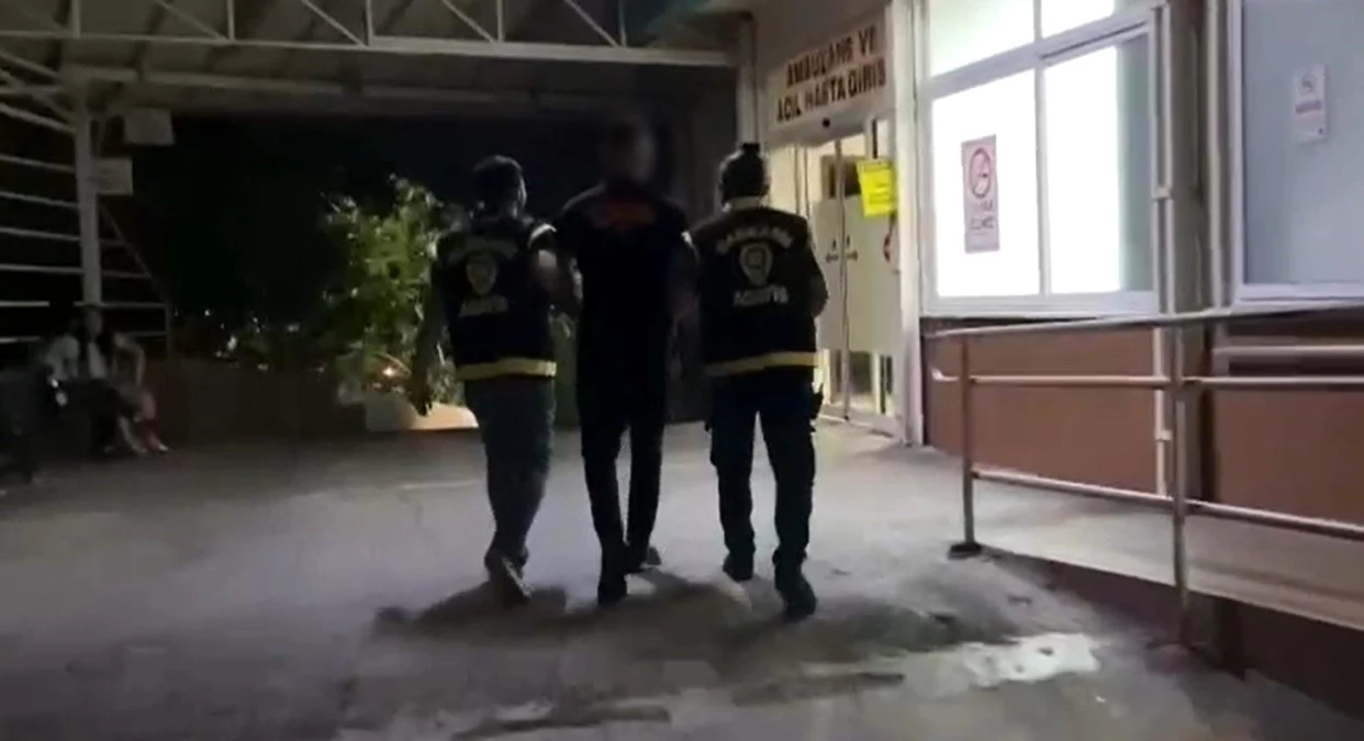 Marmaris’te eğlence mekanında meşale şovu yapan şahıs gözaltına alındı