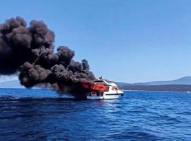 Bodrum’da Tekne Yangını Kıyı Emniyeti Tarafından Söndürüldü