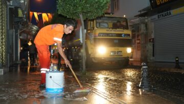 Milas Belediyesi, İlçe Merkezinde Genel Temizlik Çalışmalarına Hız Verdi