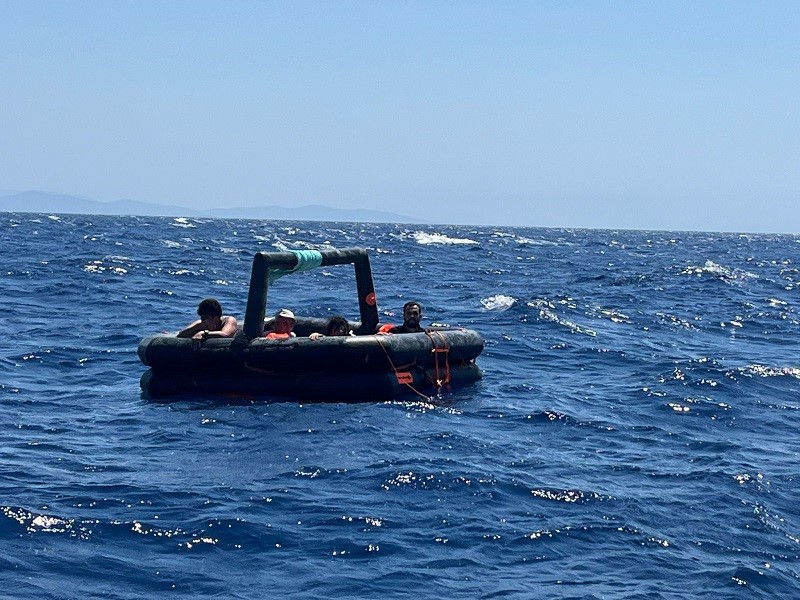 Bodrum Açıklarında 20 Göçmen Kurtarıldı, 5 Göçmen Yakalandı