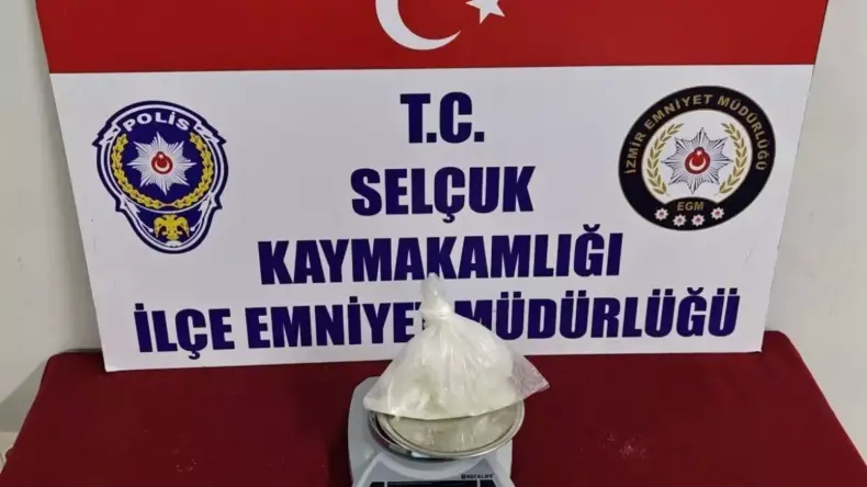 İzmir’de Uyuşturucu Operasyonu: 2 Tutuklama