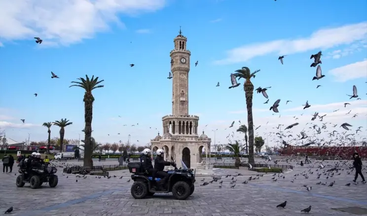 İzmir’de Yılbaşı İçin Dronlu Denetim