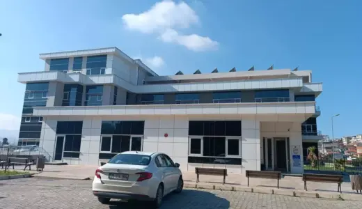 Bornova’da silahlı saldırı: 1 kişi hayatını kaybetti